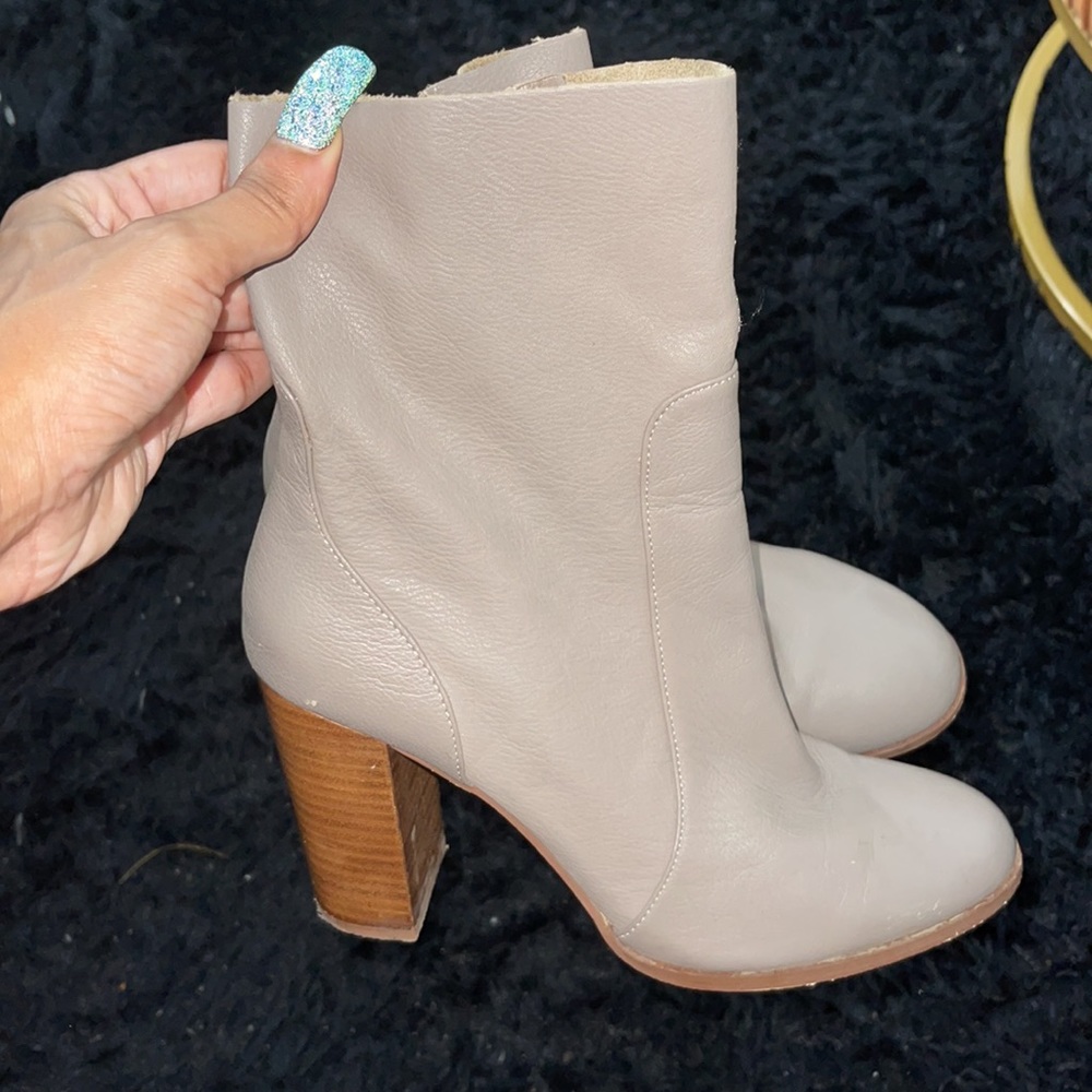 Chinese laundry Leather Booties